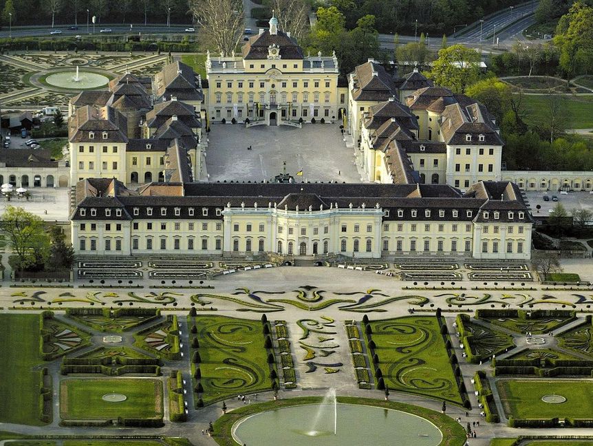 Foto: Staatliche Schlösser und Gärten Baden-Württemberg, Achim Mende Residenzschloss Ludwigsburg von oben